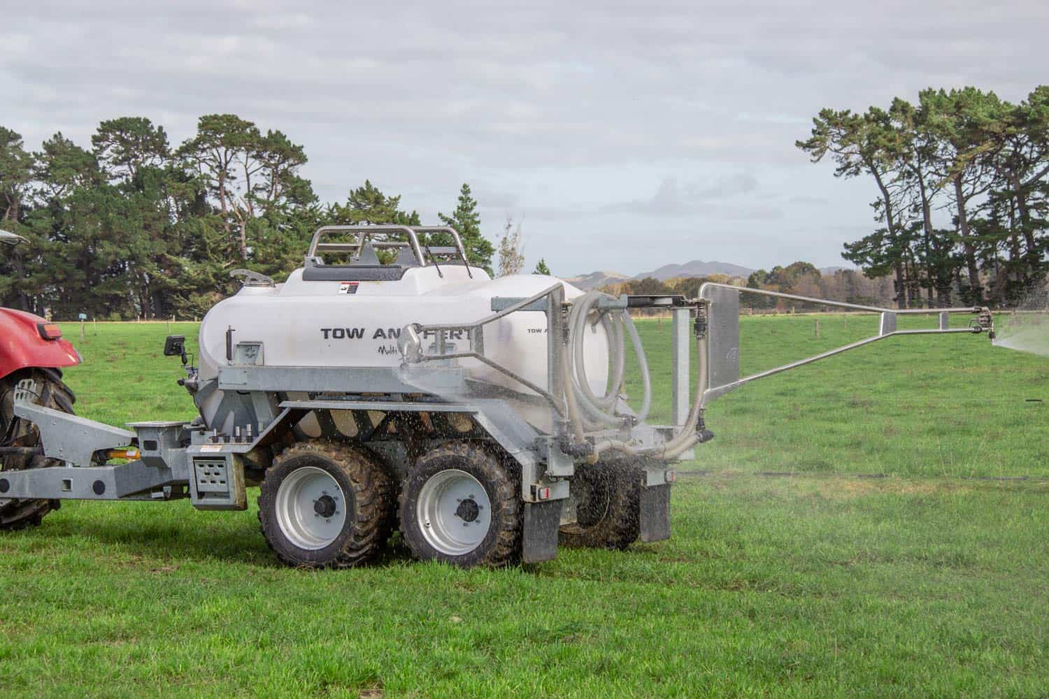 Image of a Tow and Fert Multi 4000